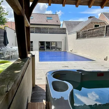 La D'exception Piscine Jacuzzi Sauna Hammam *
